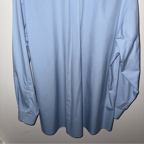 Jos. A. Bank Traveler Traditional Fit Light Blue Dress Shirt (17-34) - Picture 7 of 8
